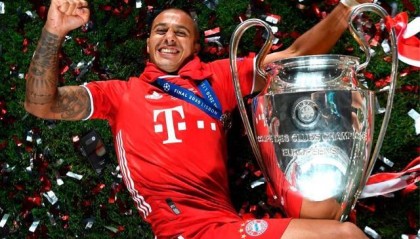 开云体育移动版-33岁前红军中场蒂亚戈挂靴 曾随巴萨拜仁缔造辉煌